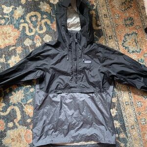 Men’s Patagonia Torrential Anorak. Size XS.